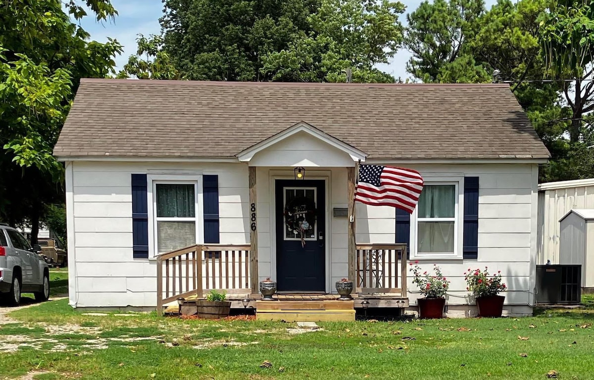 The Little Zebra Cottage