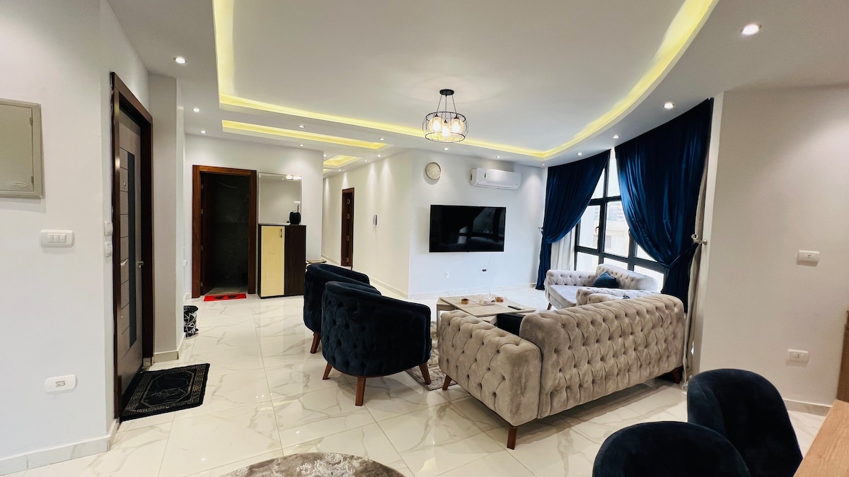 3 bedroom apartment in shaikh zayed