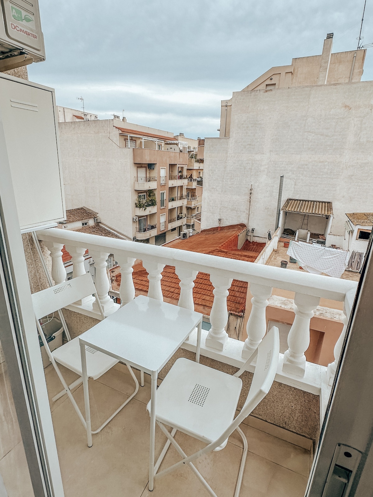 舒适明亮的公寓Torrevieja中心+阳台