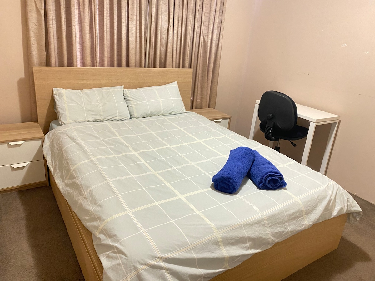 Secure room with queen bed