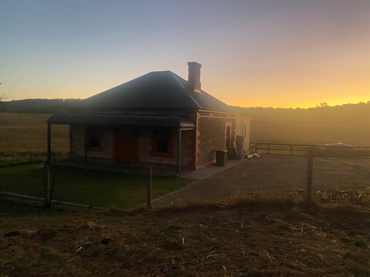 The Old Farm Cottage