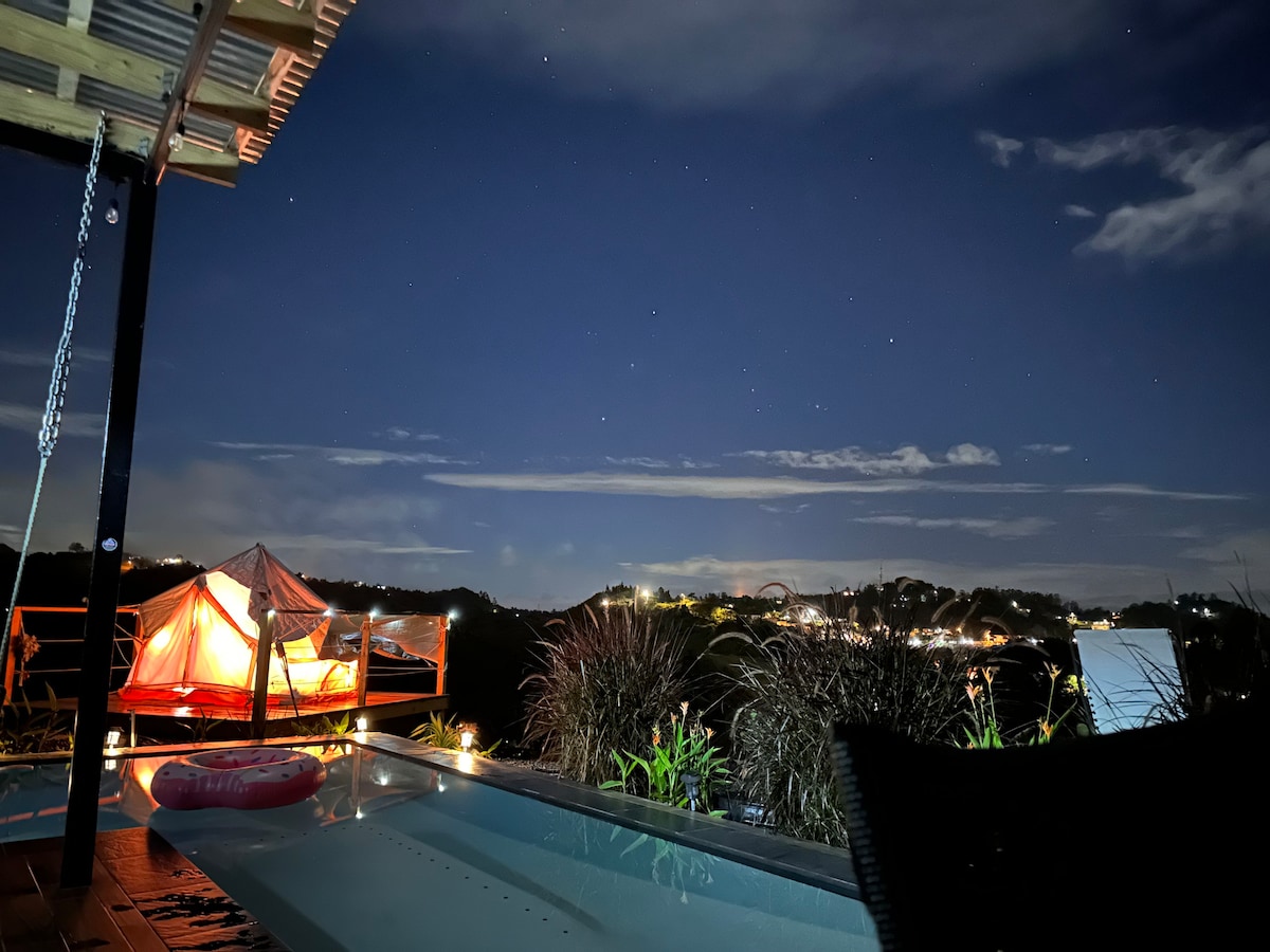 Vista a la Montaña, lujo, piscina con calentador