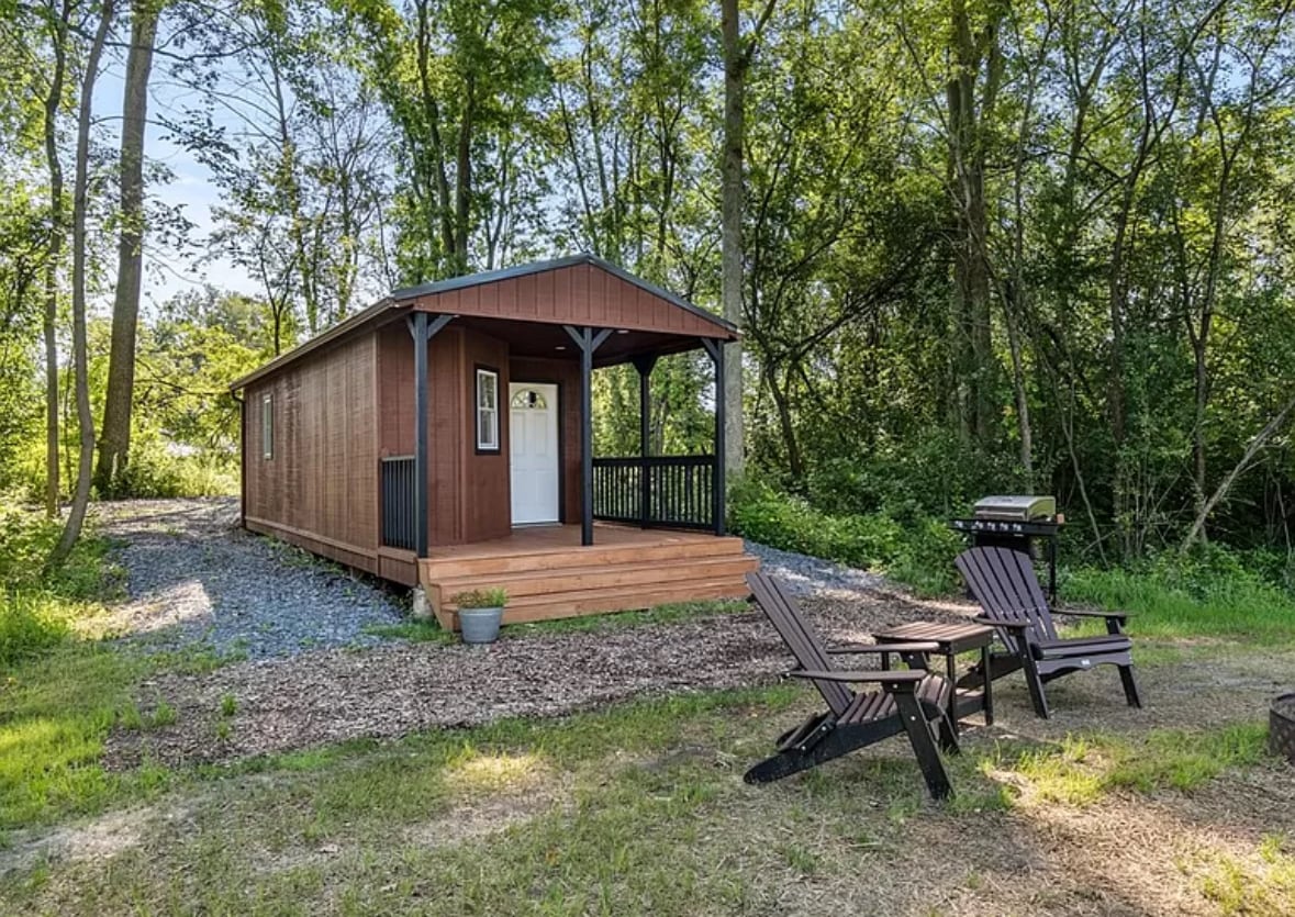 Seneca Hideaway - Romantic Getaway Cabin