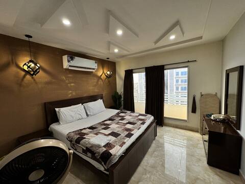 2 bed 4person Modern Haven free wifi&parking