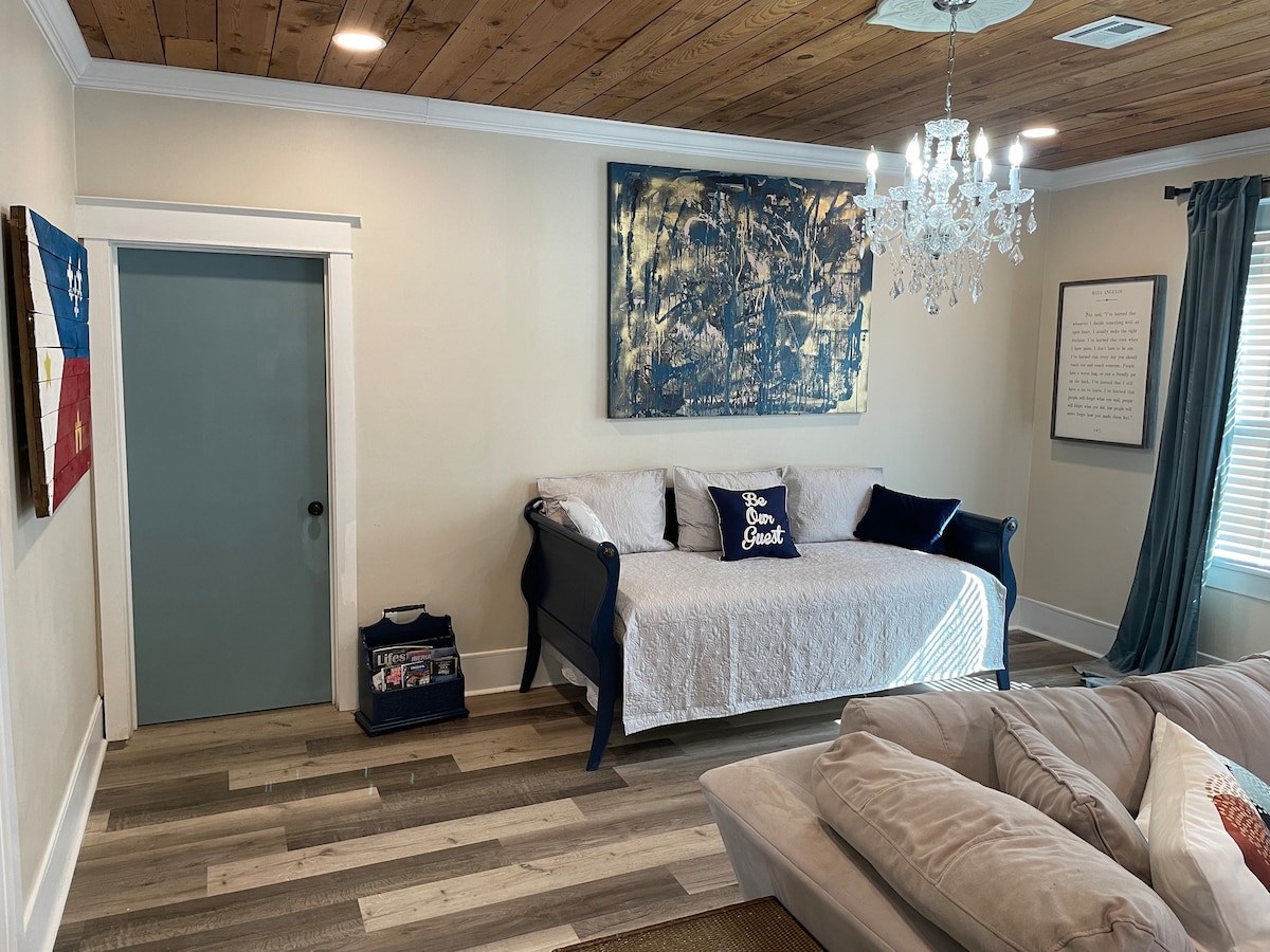 rustic blue | modern lux cottage | new iberia