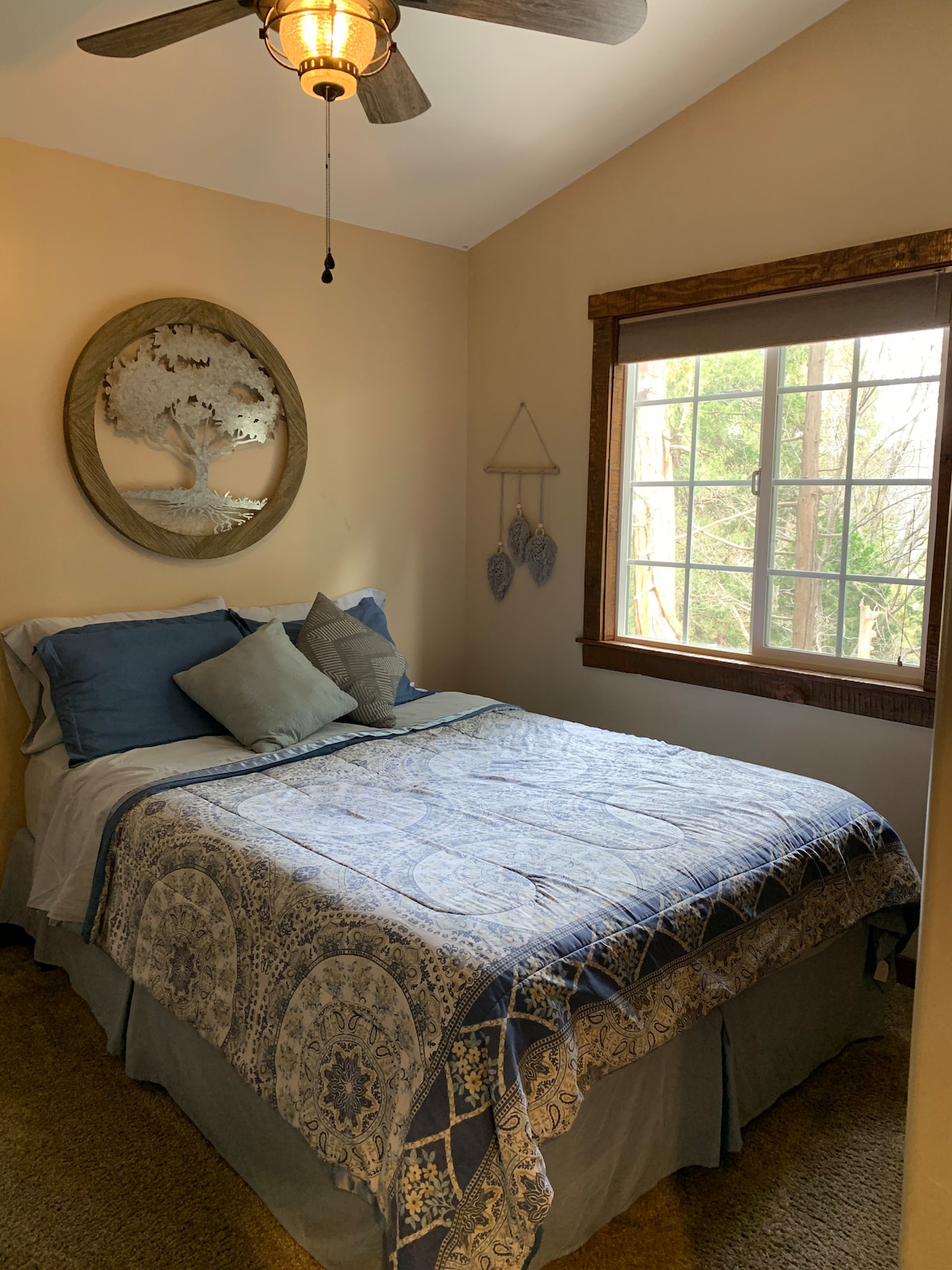 Crestline Blissful Cabin Escape