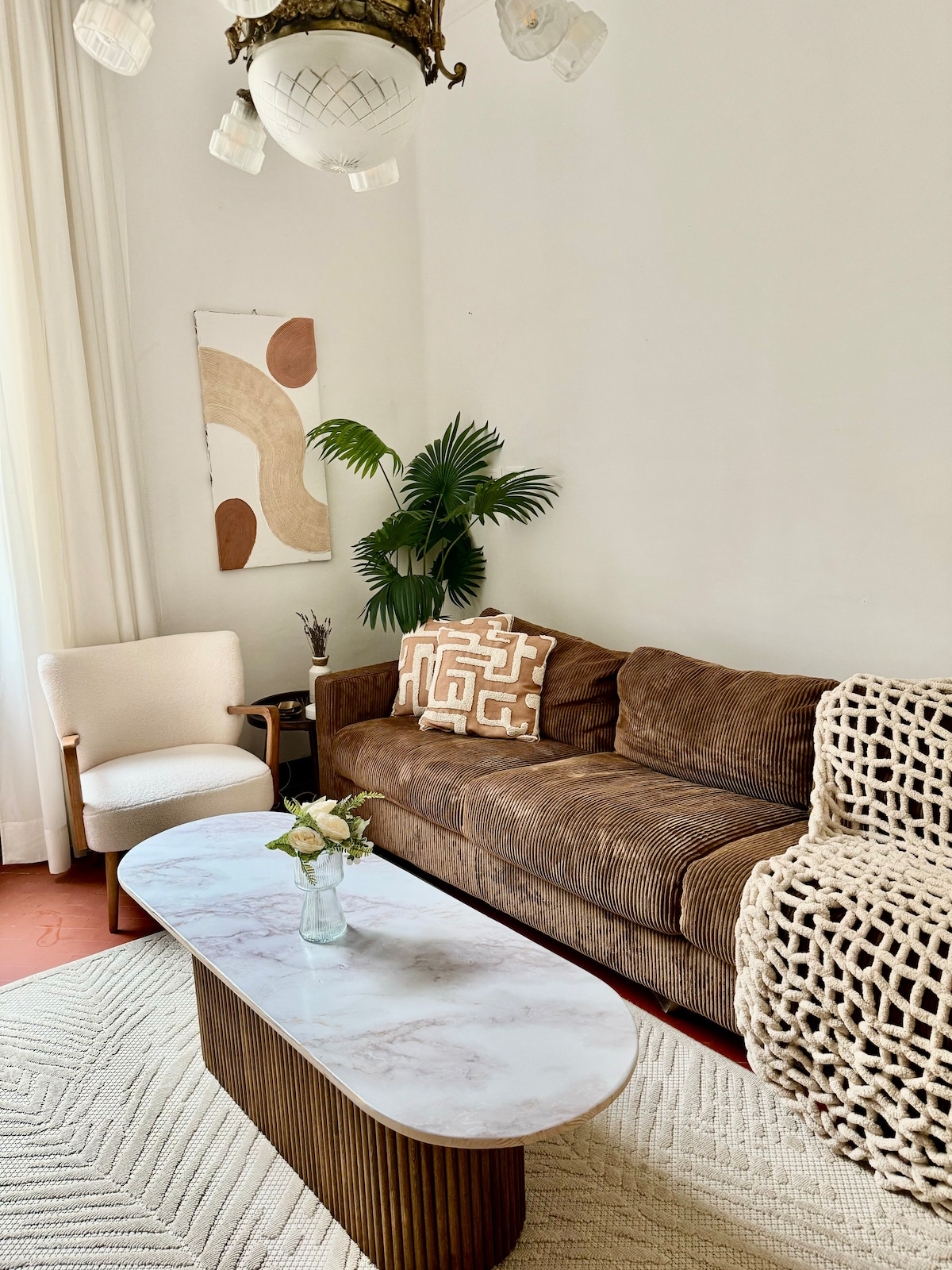 Casa Maico: Cozy, Chic & Close 2 the Train Station