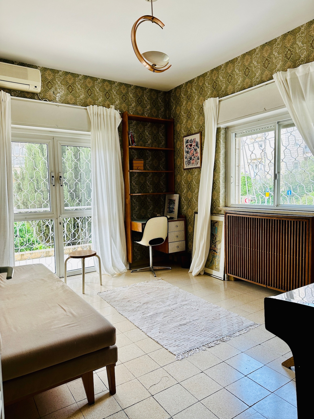 Charming 2BR Gem in Talbiyeh