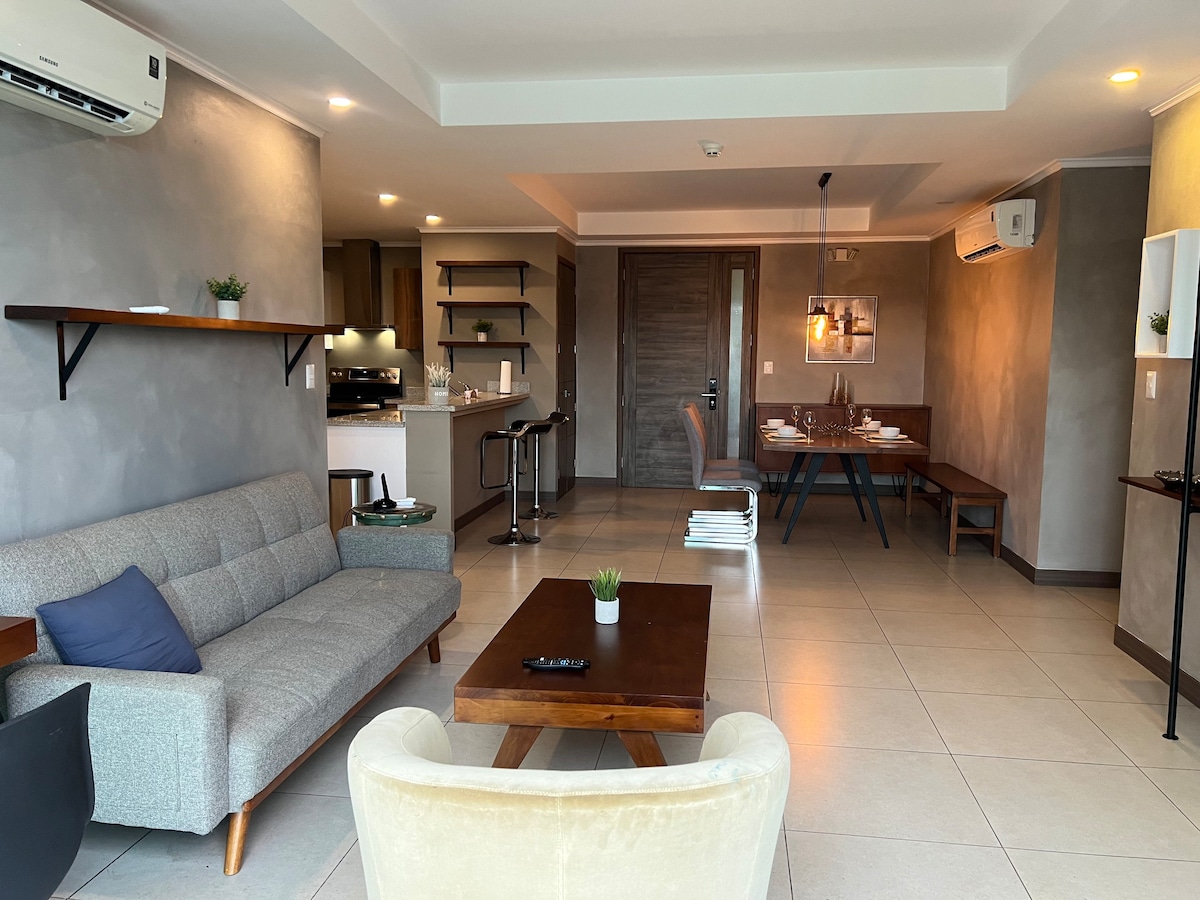 Spacious CityView Flat@Puerta del Alma+AC+WIFI