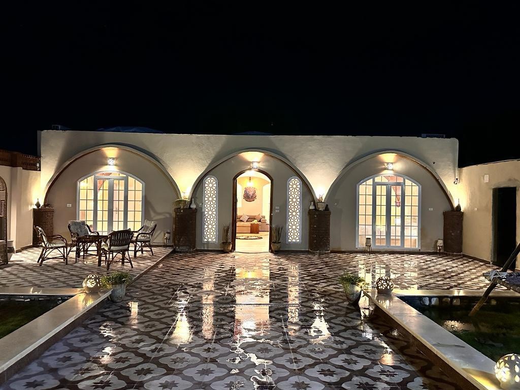West Bank Luxury Home Sleeps 8 with Pool