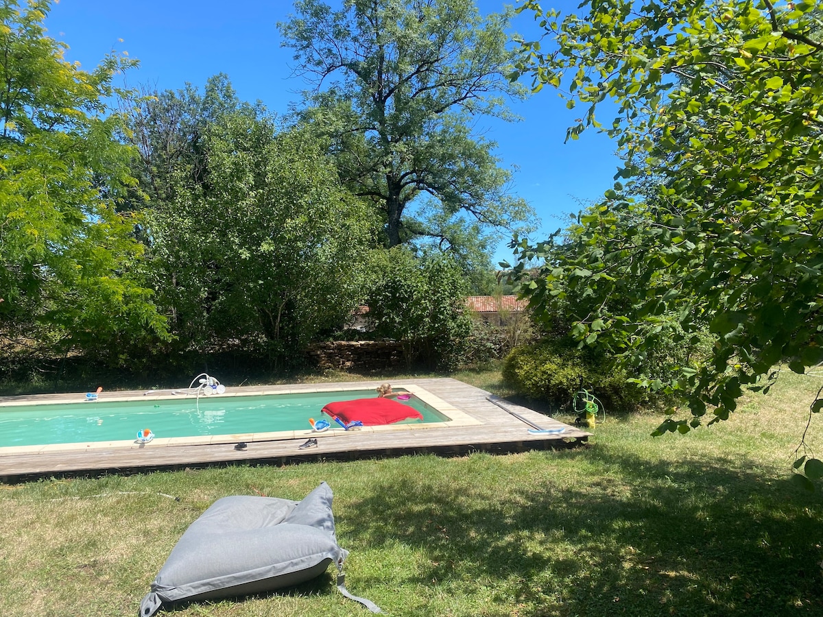 Maison famille, calme et piscine