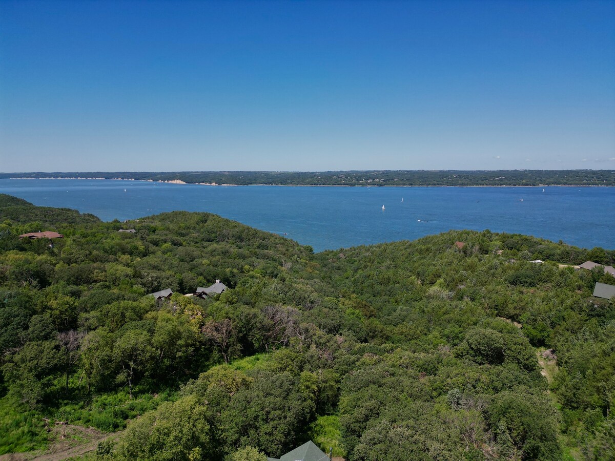 The Ridge: Gorgeous Lewis and Clark Lake View