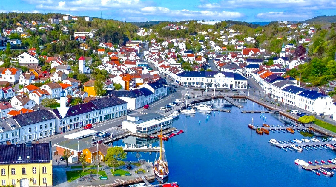 Risør市中心