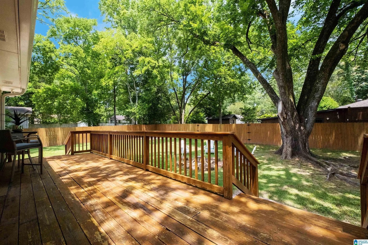 Beautiful home in Crestline Park with Hot Tub!