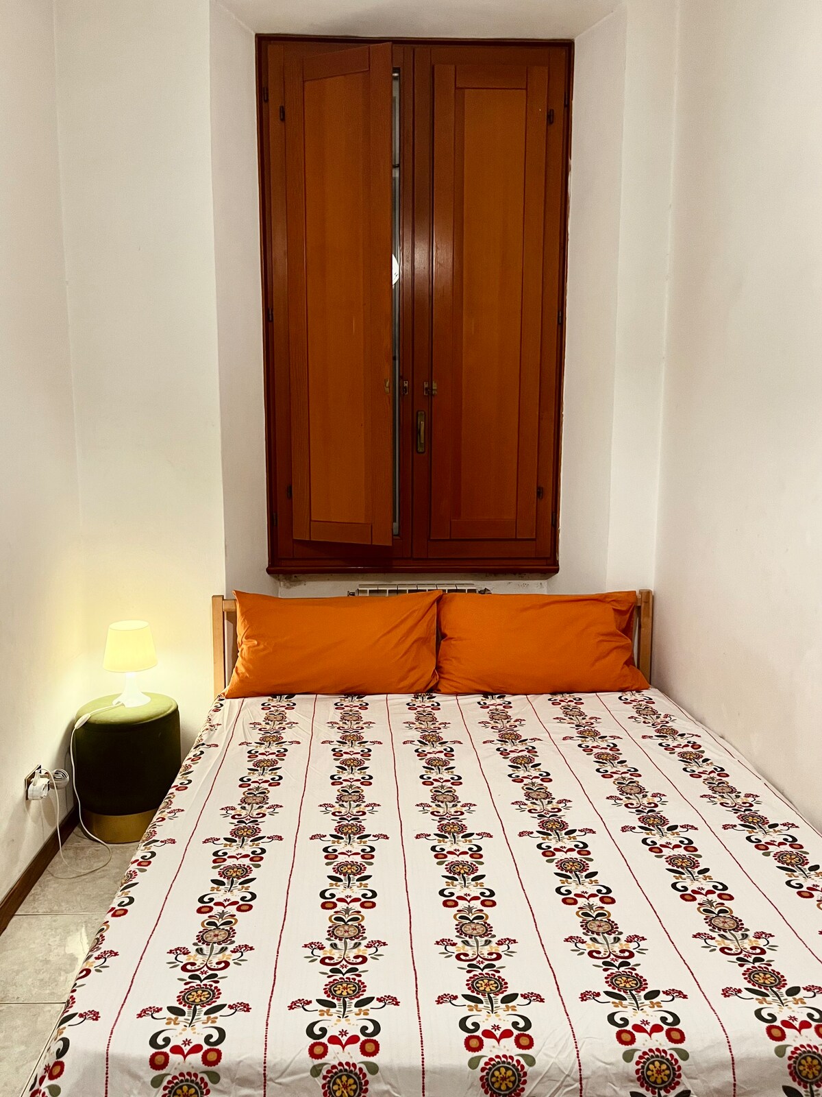 Single room in Florence center