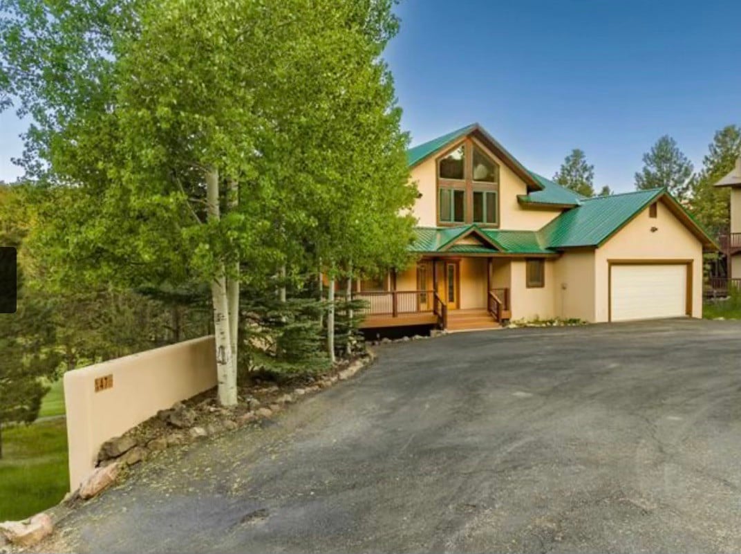 Mountain Family Dream Home!  Sleeps 20 Comfortably