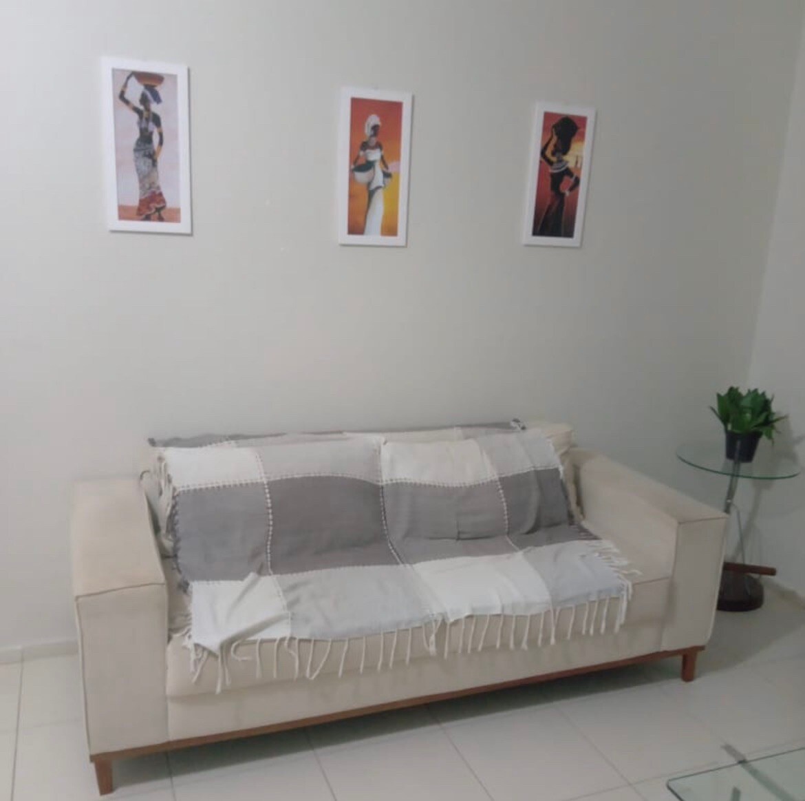 Apartamento: Suíte e Sala