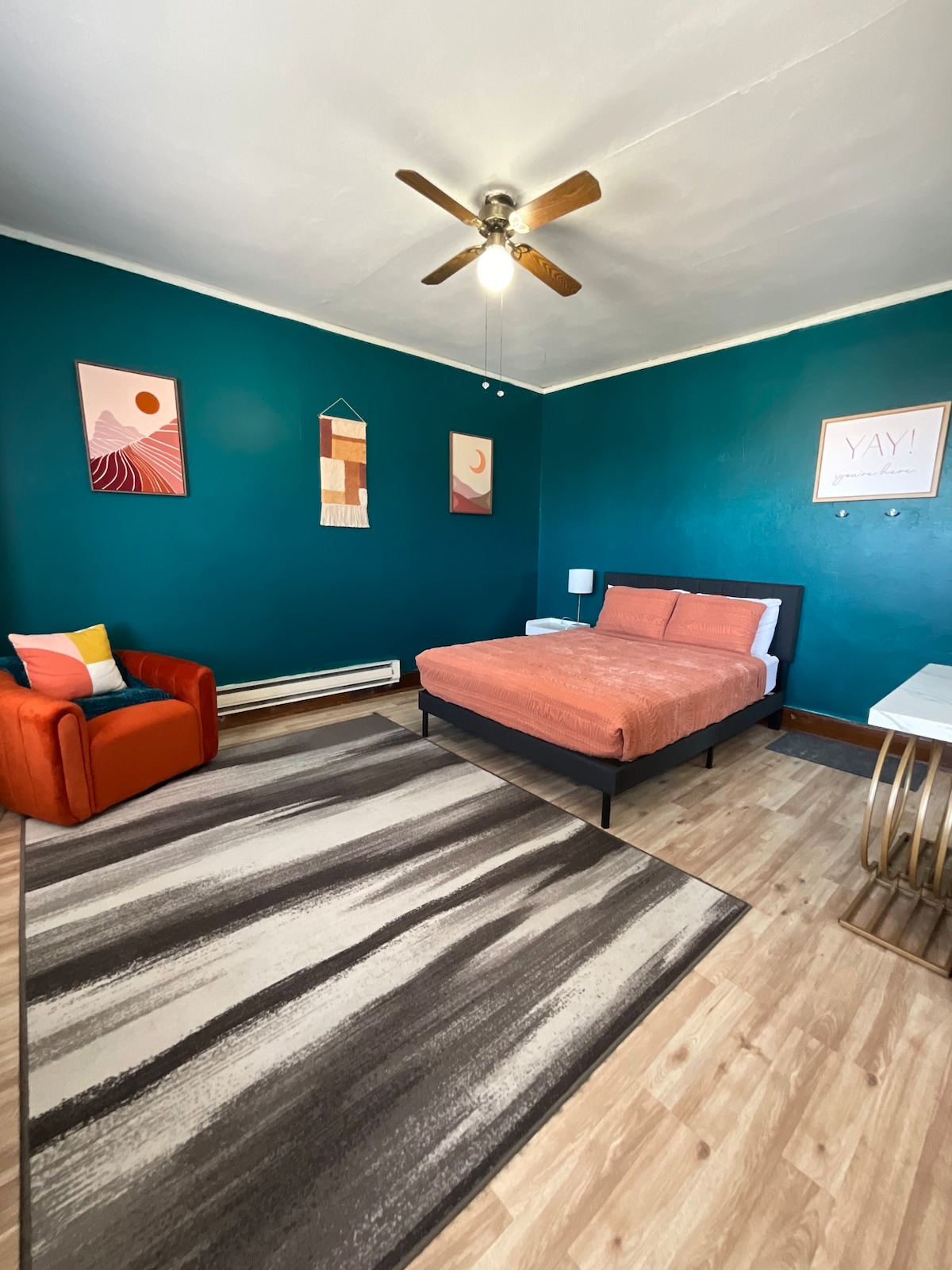 Cozy Studio Downtown WestAllis