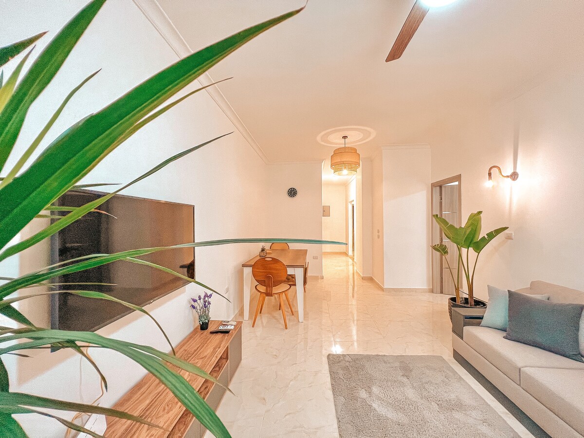 New & Modern 3 Bdr - near Beach