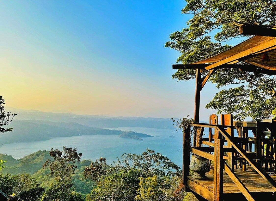 湖景小屋