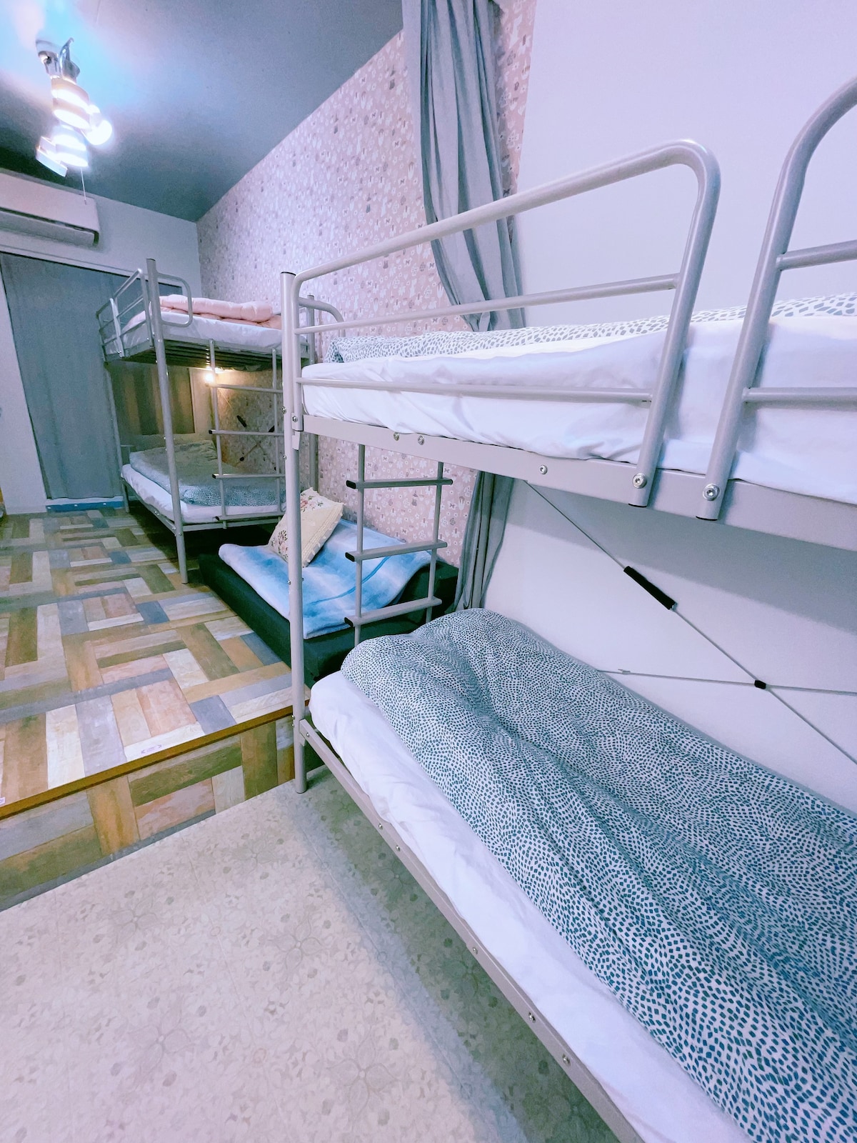 Studio for 4P/Flat(1F)新宿for13mins/station3min