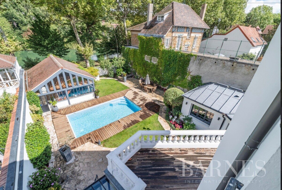 JO 2024 Villa de luxe Bords De Marne, Piscine.