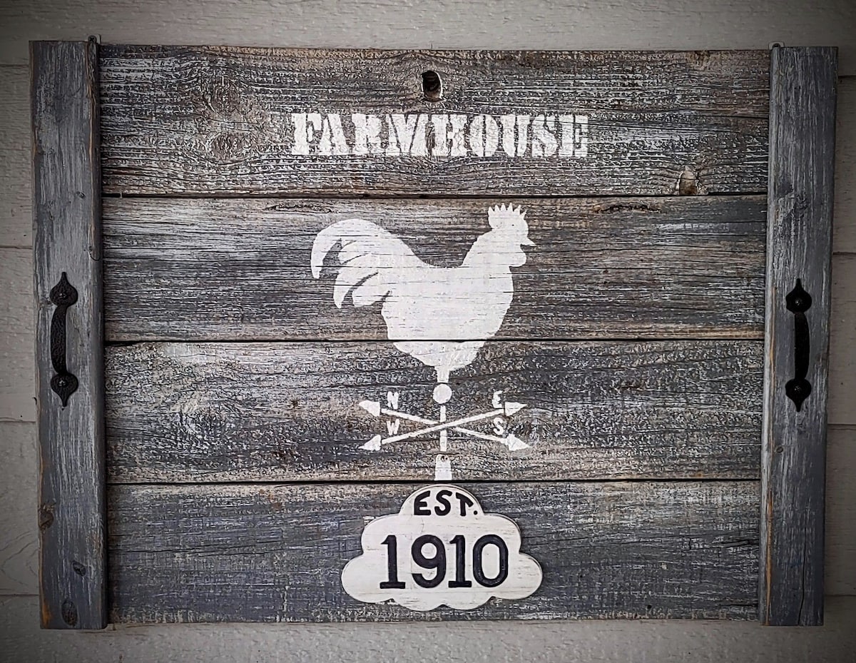 The 1910 Farmhouse at Finley Valley Farm, Ozark MO