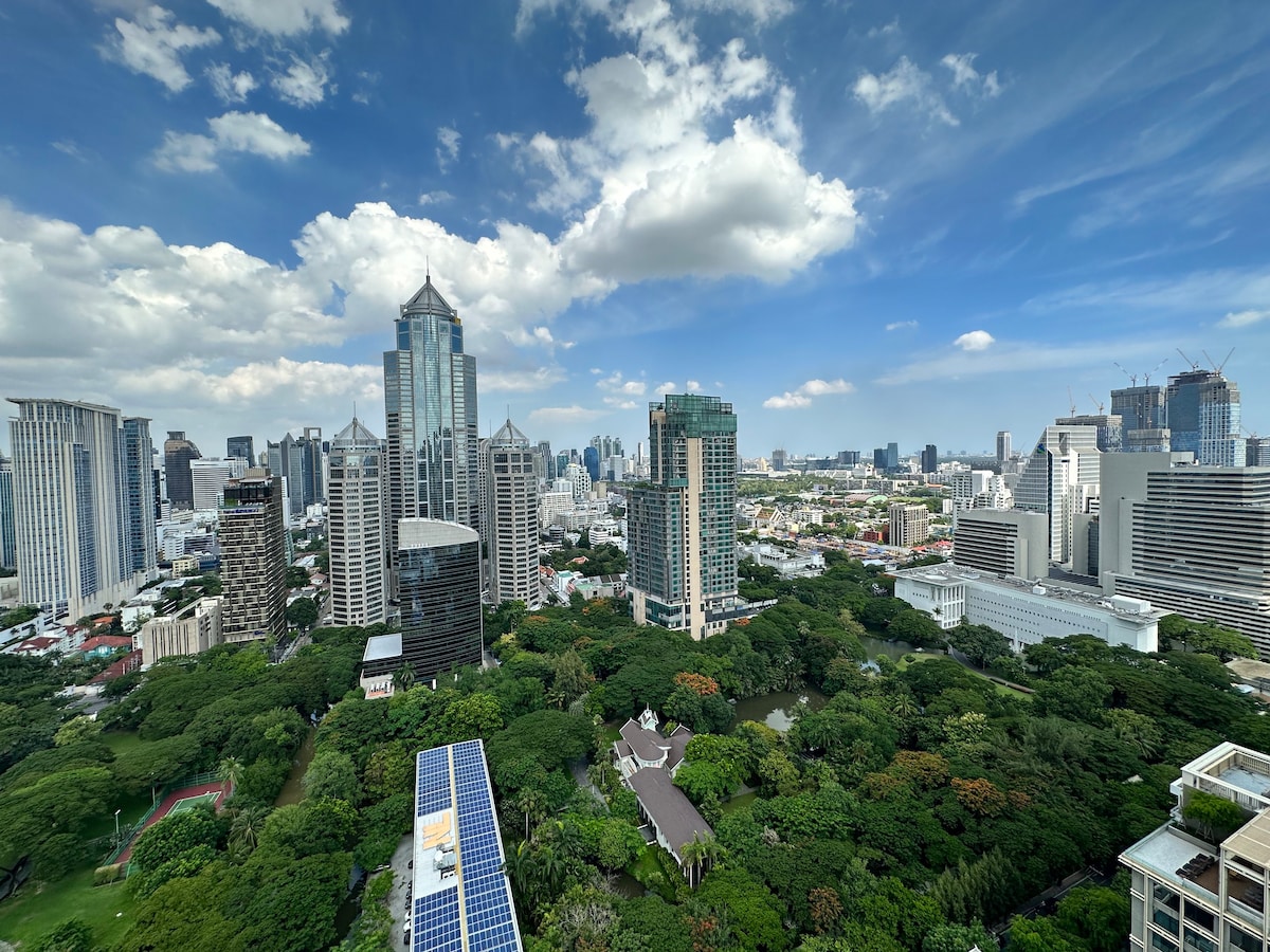 Huge Penthouse near Skytrain, Siam & Lumpini Park