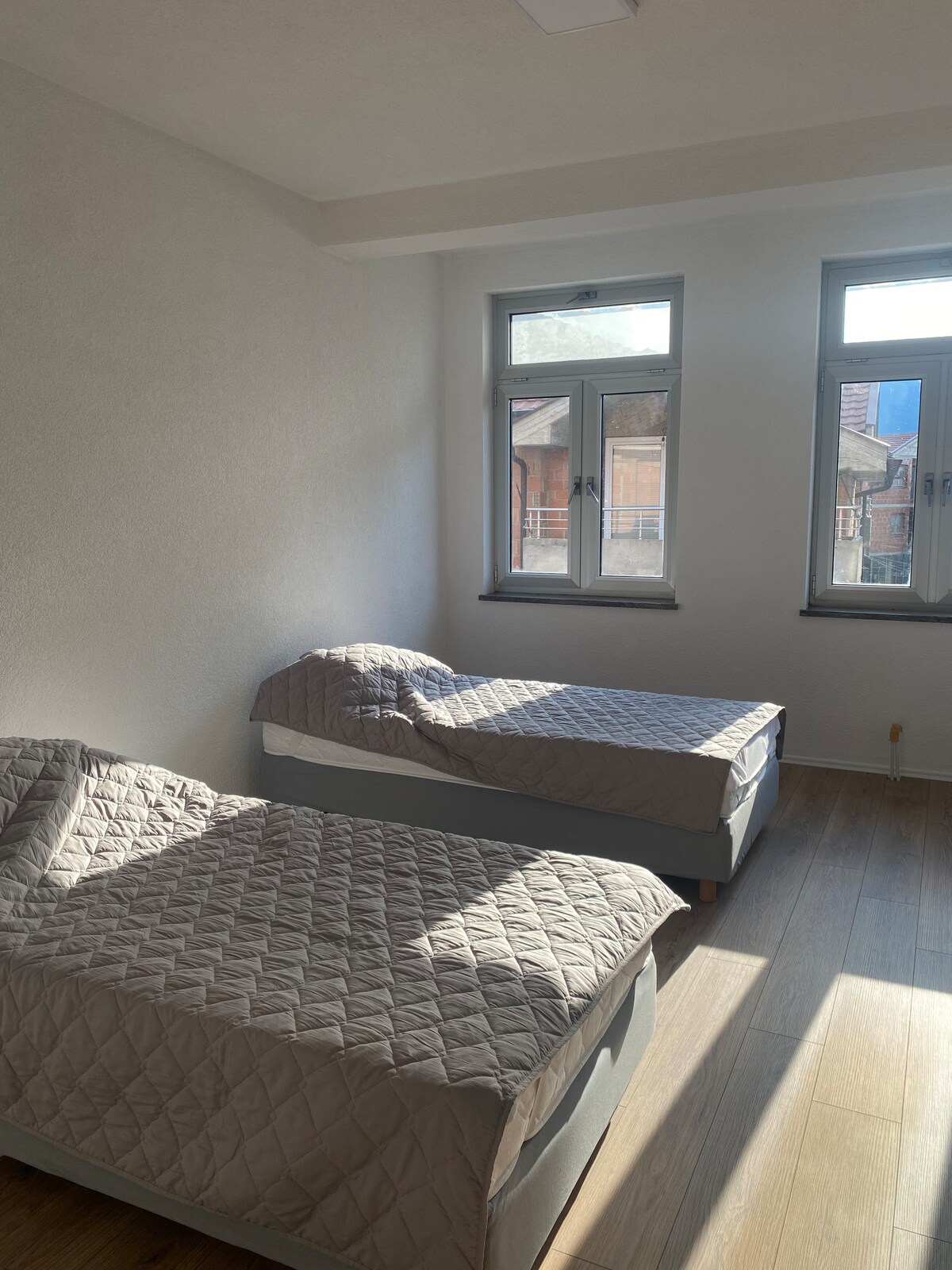 Rooms for rent near city center
