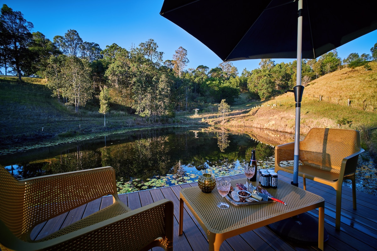 Lilypad Eco Cabin