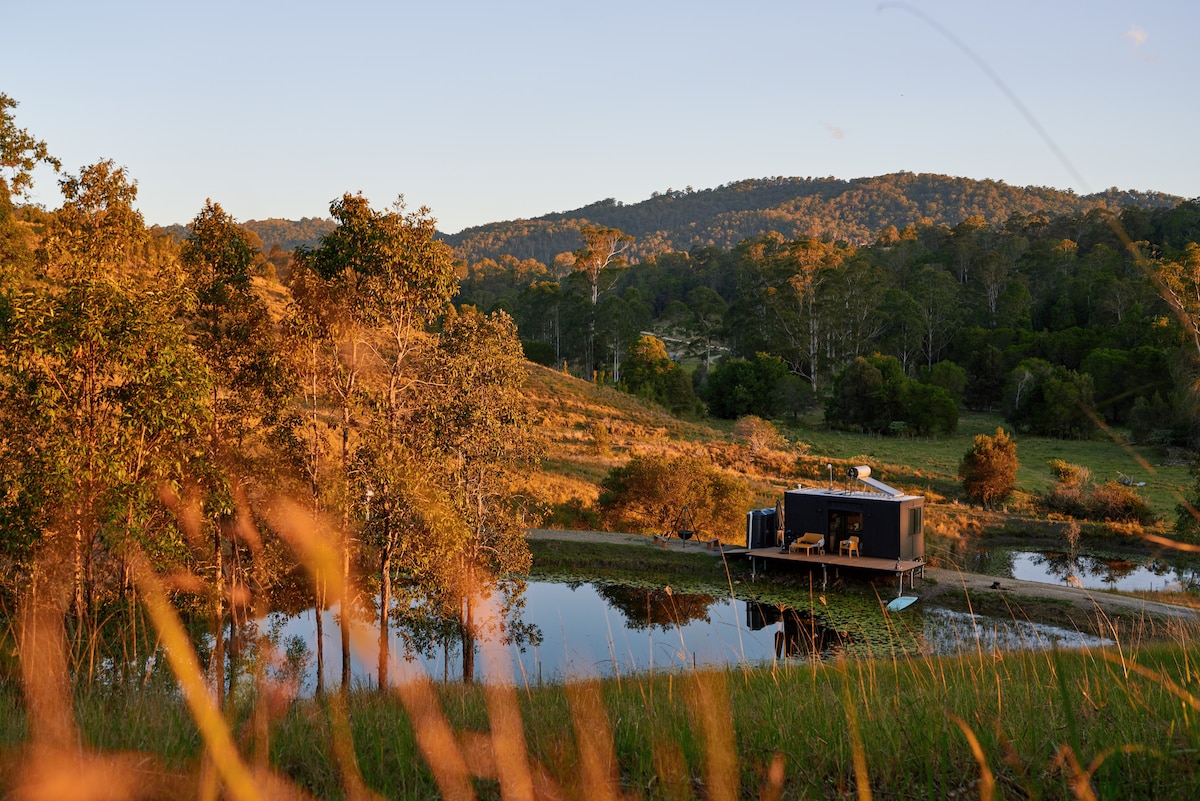 Lilypad Eco Cabin