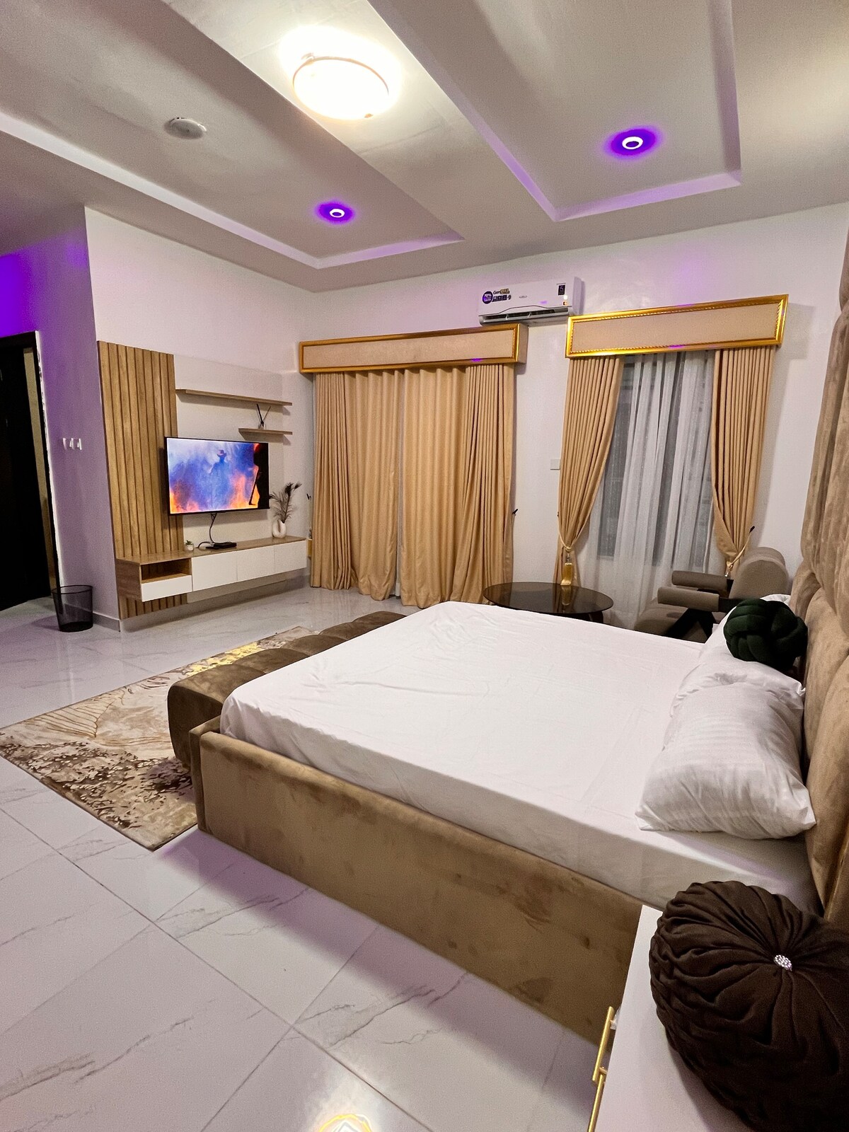 4 bedroom luxury/ comfy duplex en-suite