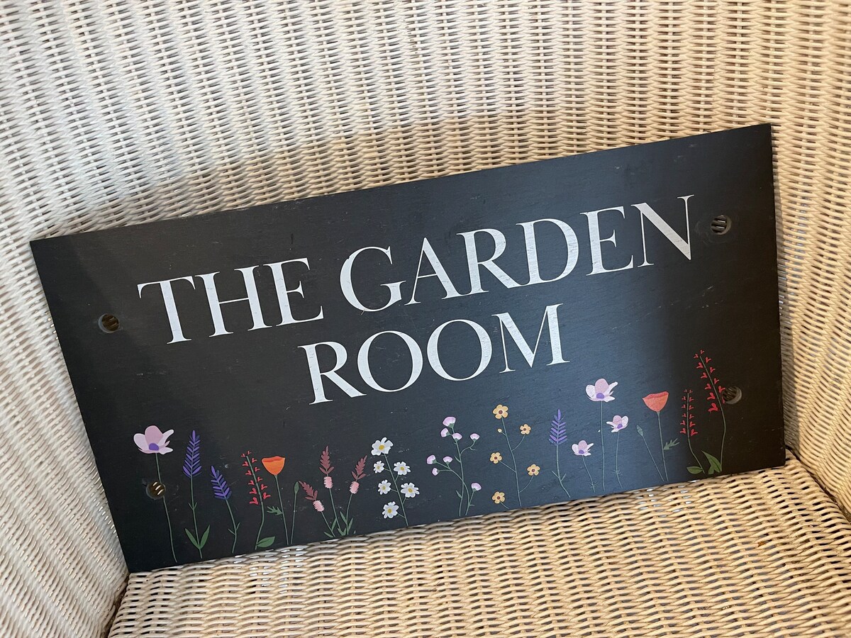 The Garden Room, Woodlands, Barrowby