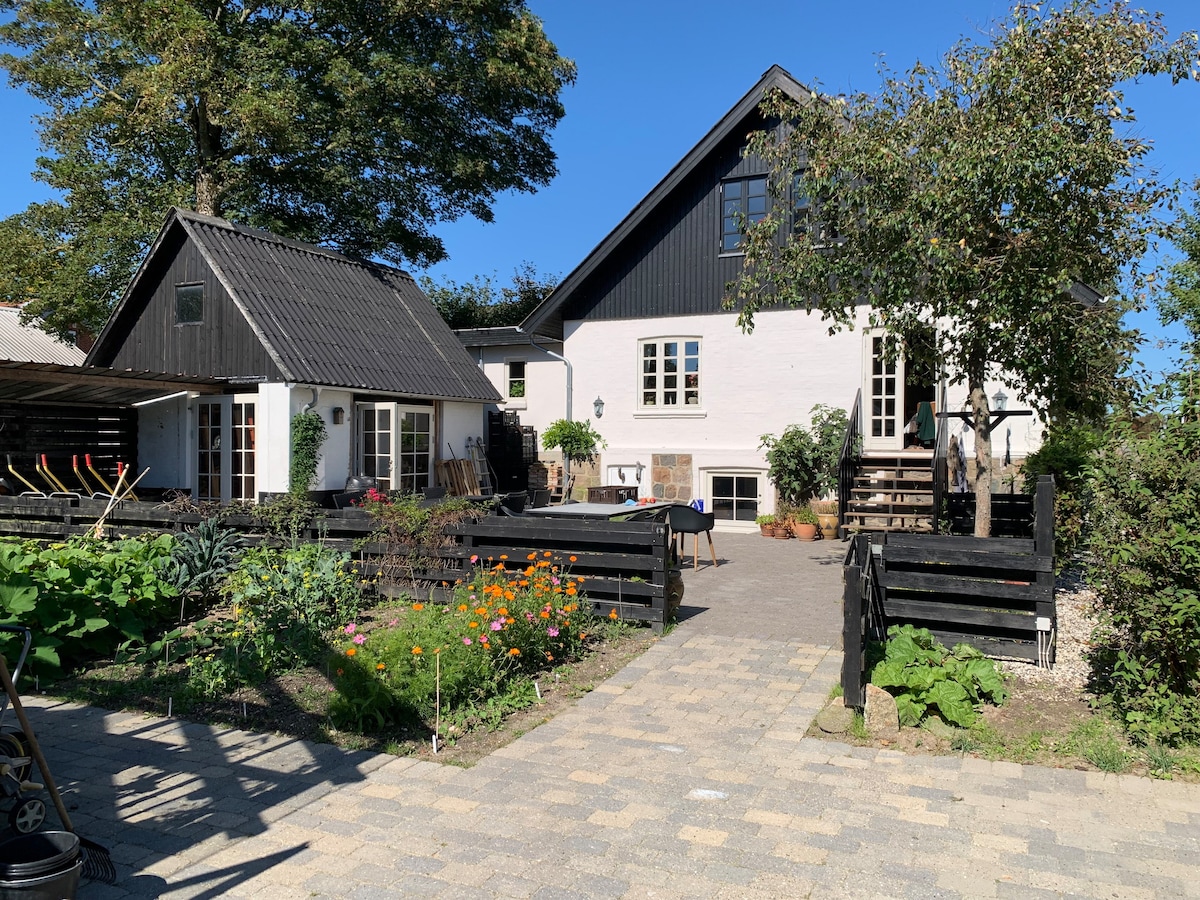 Idyllic country side house near Aarhus City