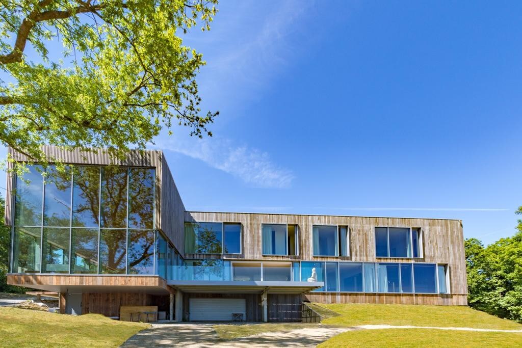 Villa de luxe avec piscine et spa en pleine nature