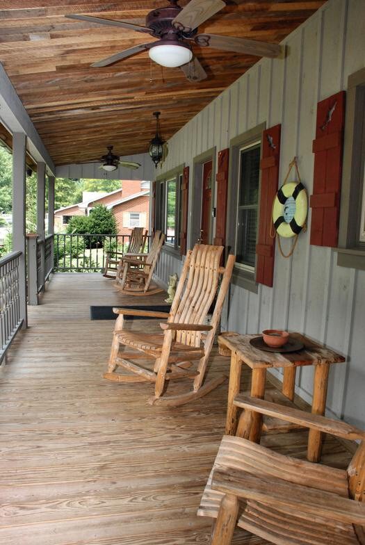 Greenbrier River Cottage