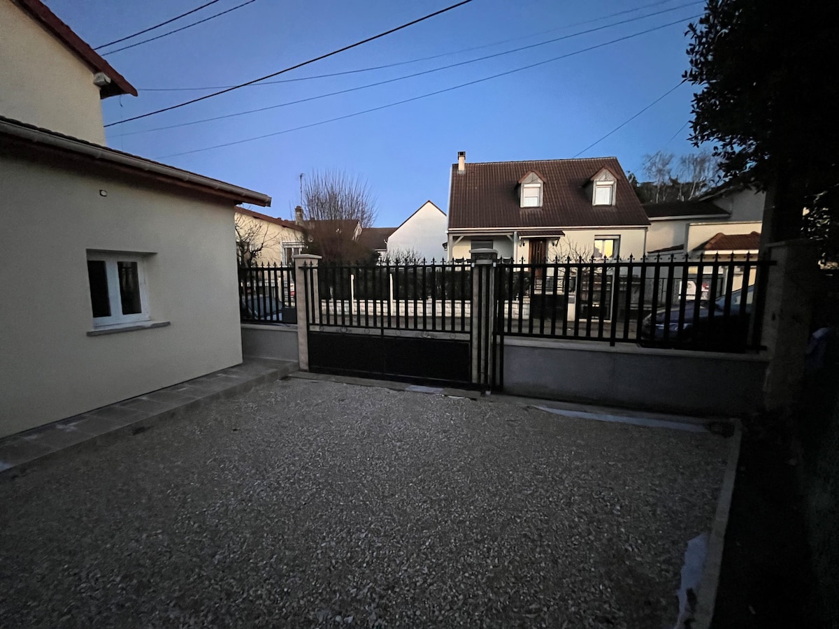 Logement cosy détente tout équipé, avec Parking