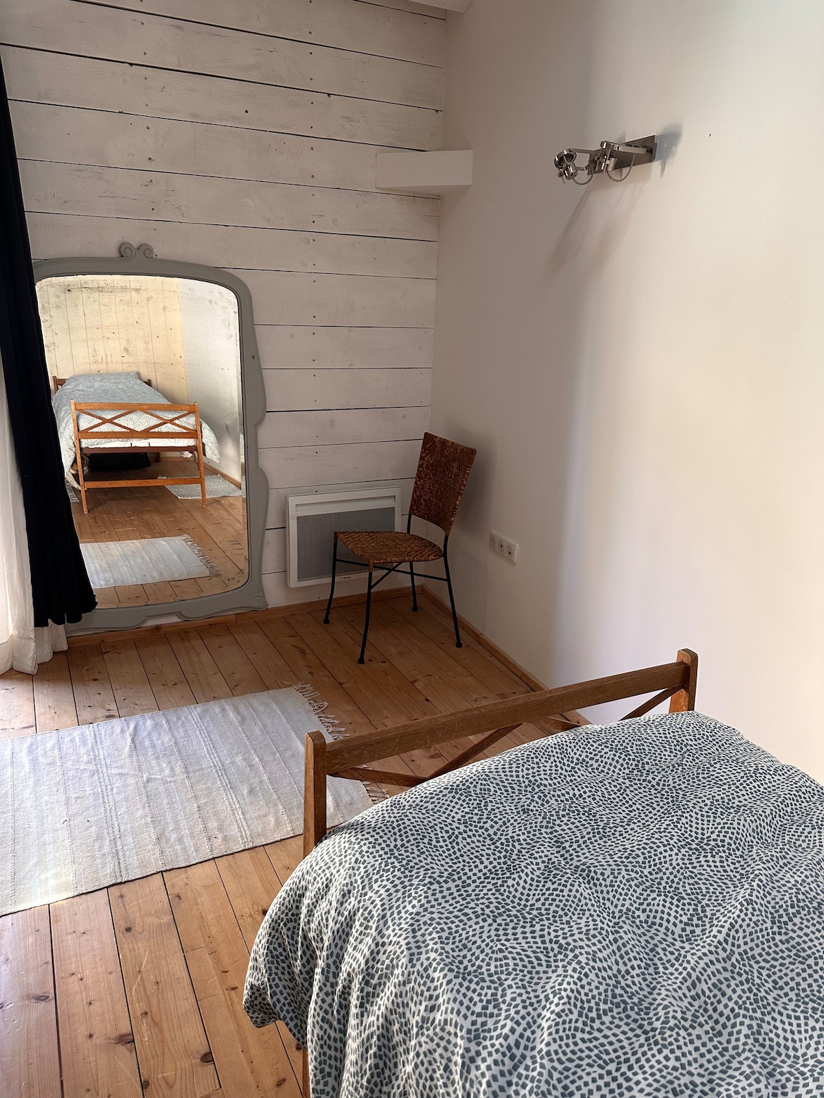 Chambre 20m2, possibilité massage holistique