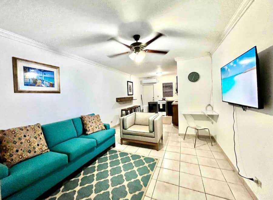 15 minutes from Downtown, BahaMar, airport & beach