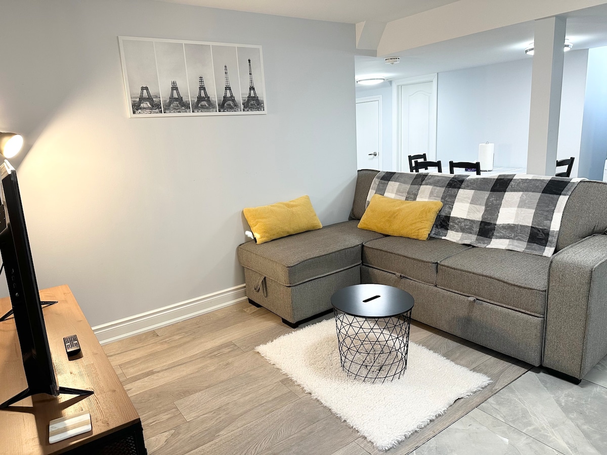 Clean & cozy basement apartment