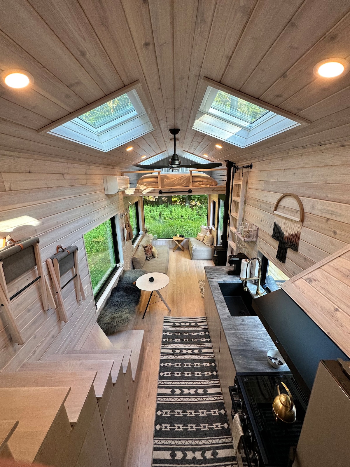 Eco Cedar Cabin in the woods