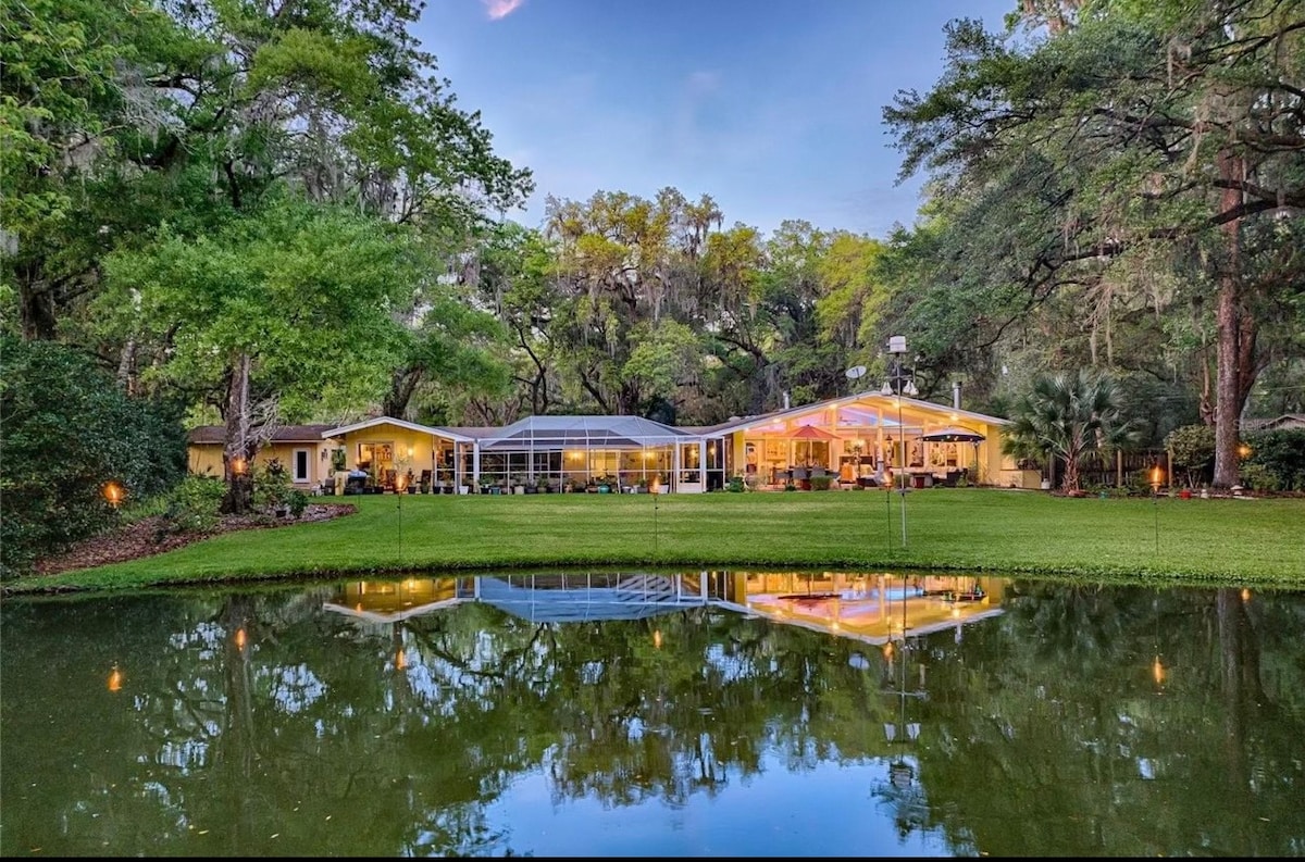 The Pond House | Large Pool, Game Room, Pool Table