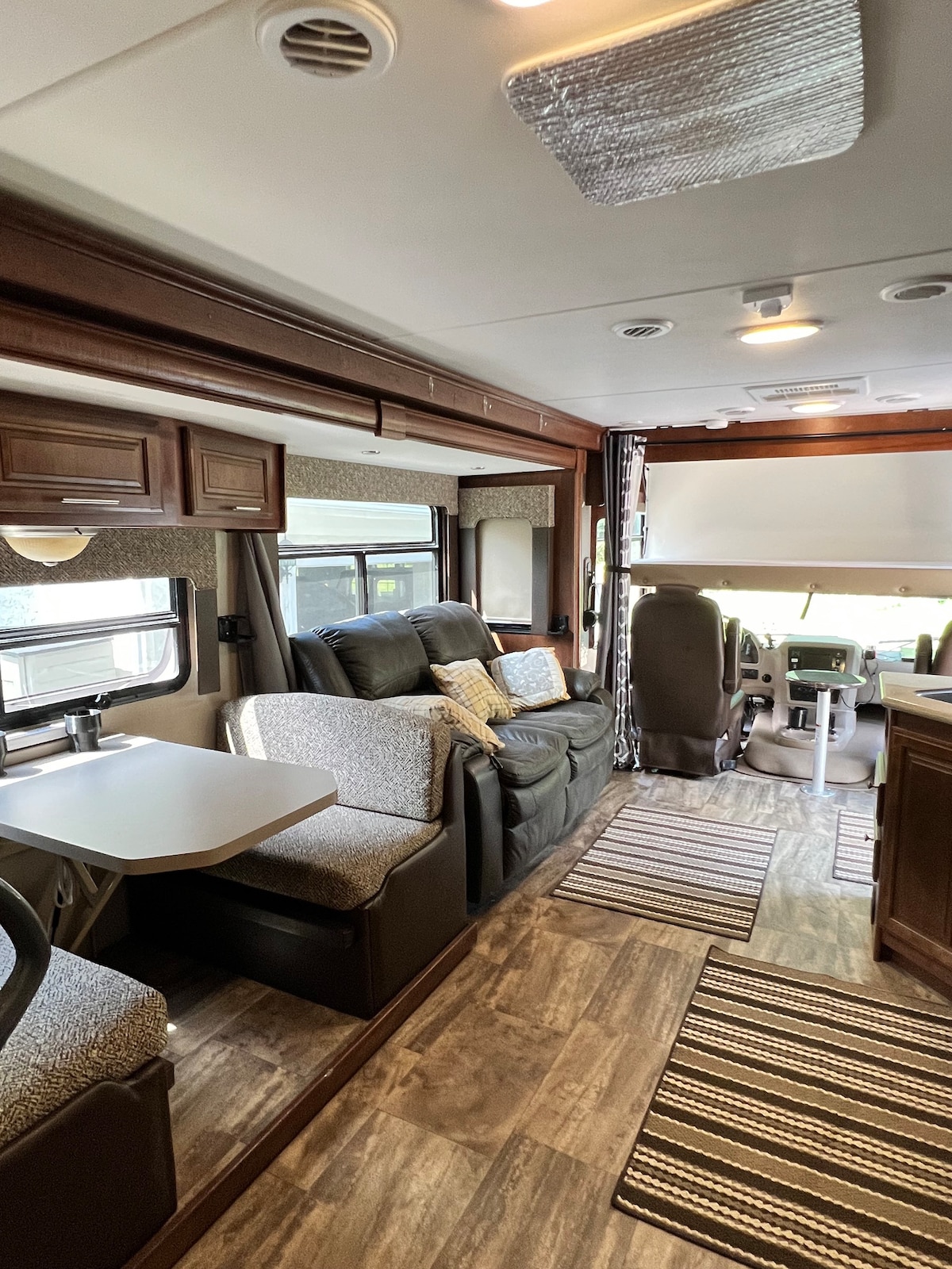 Boondock RV Glamping