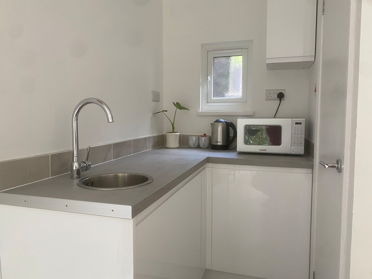 Private en-suite studio in Barnet, London