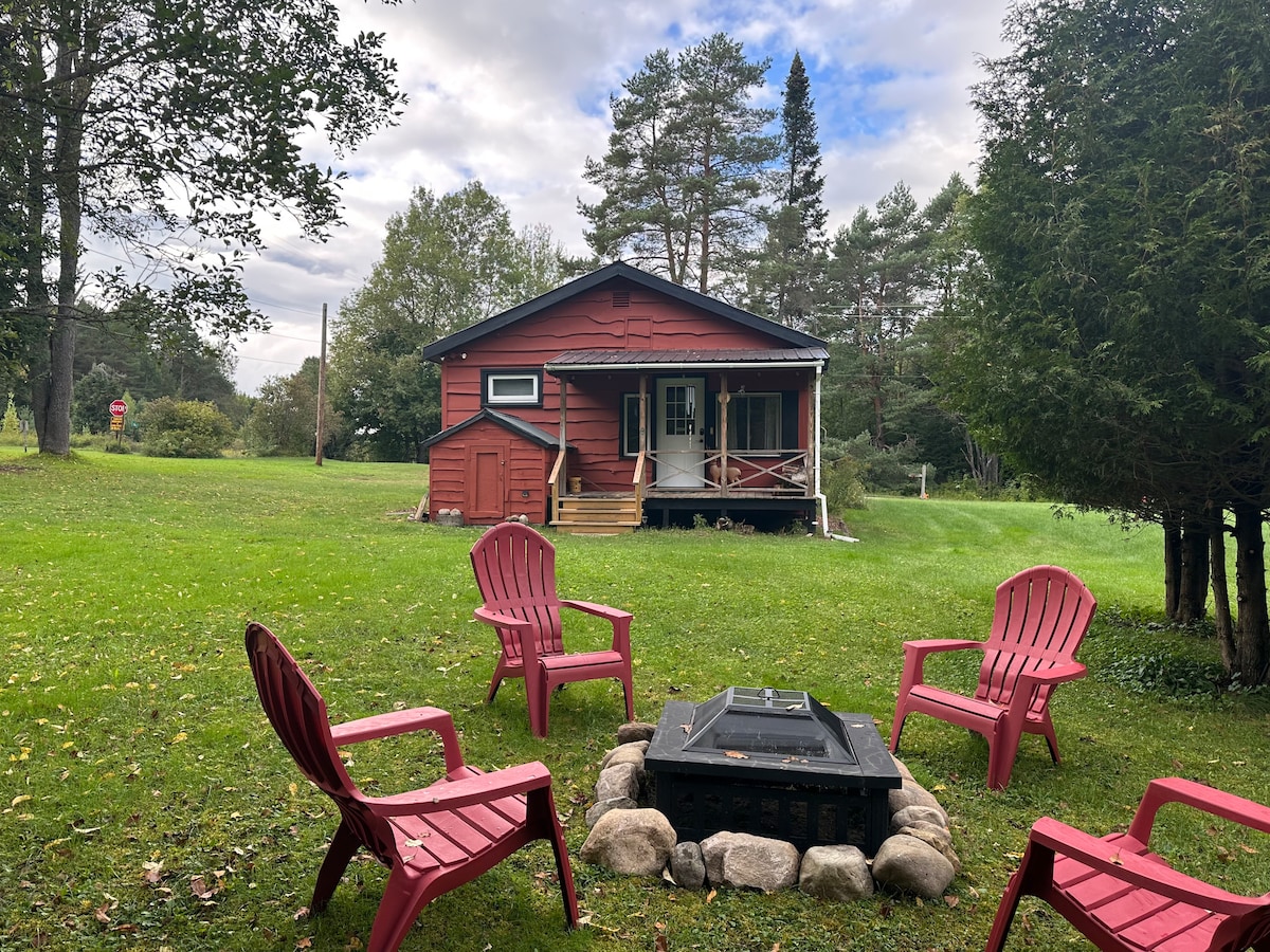 Bryant Siding Lake Cabin