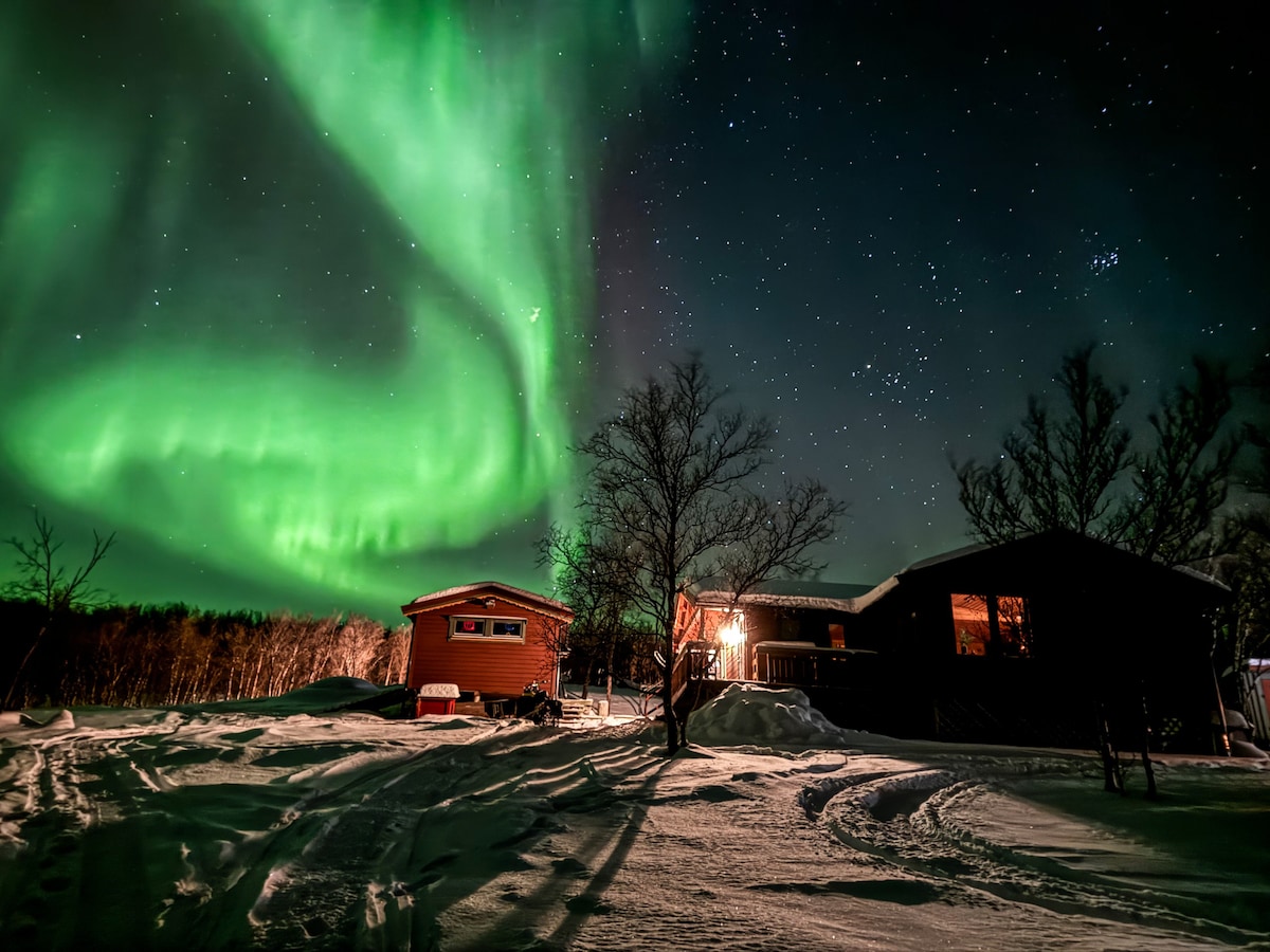 Koselig hytte i Russelvdalen.