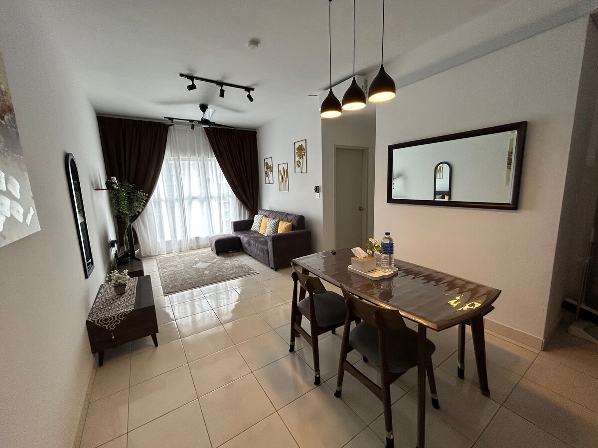 Cosy 2 Bedrooms Apartment @ Alanis靠近吉隆坡国际机场（ KLIA ）附近的Cosy 2卧