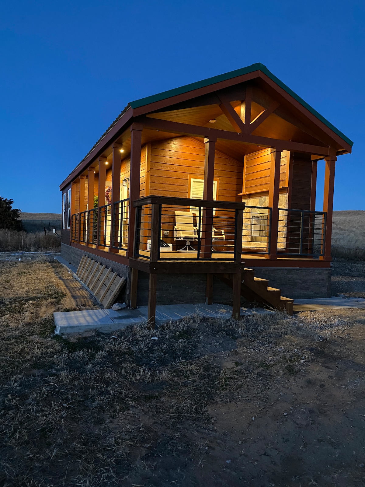 Tiny Cabin in Trail City, USA