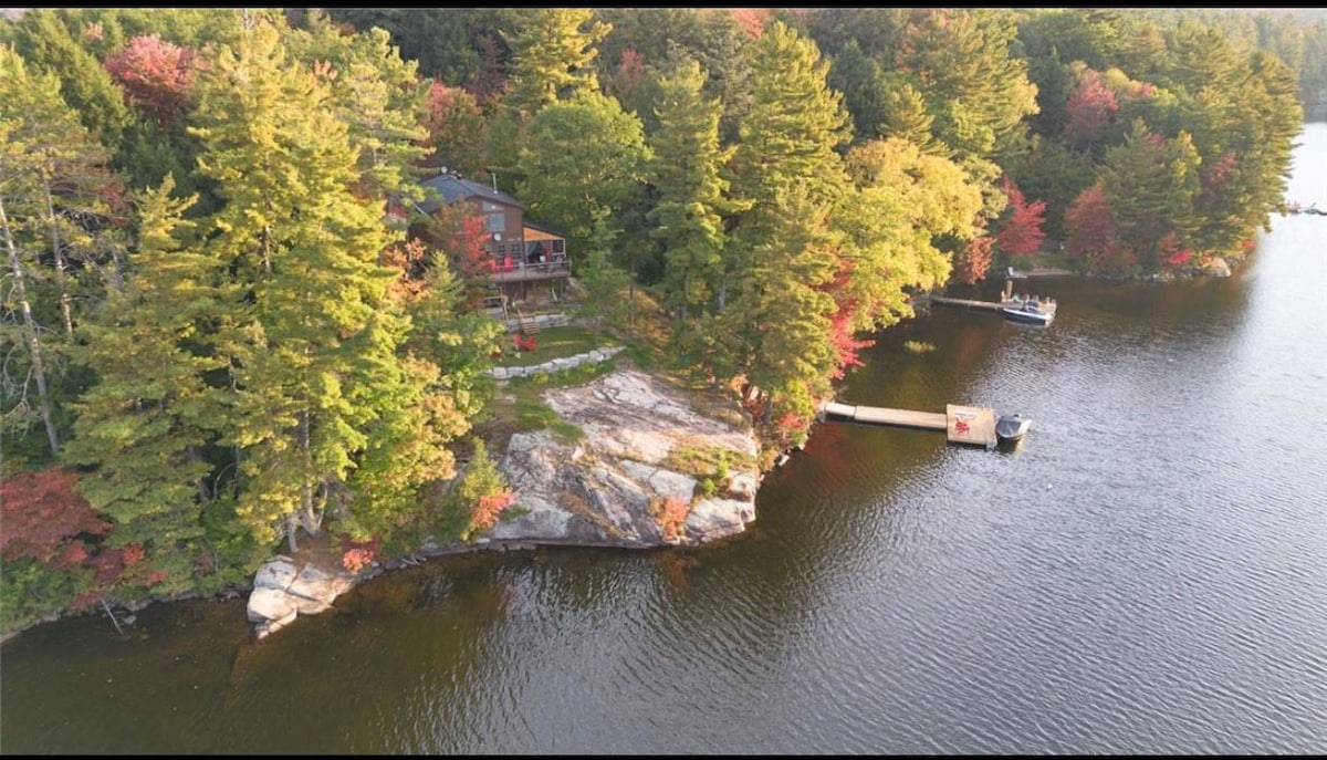 Rock Point Retreat with Epic Lake Views