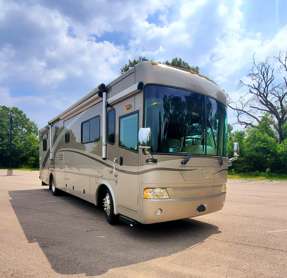 Country Coach Motorhome on Farm